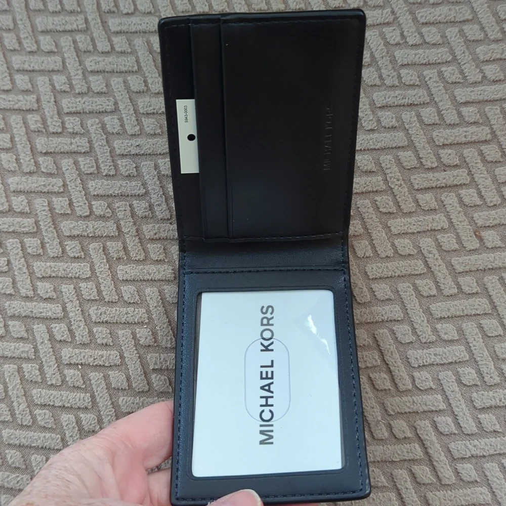 Michael Kors Cooper Signature Logo Wallet NWT - Picture 4 of 7